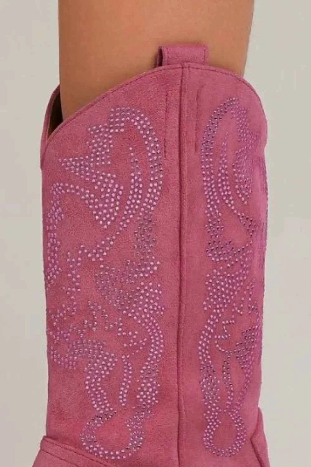 Signature Beast Fashion Rhinestone Detail Point Toe Boots