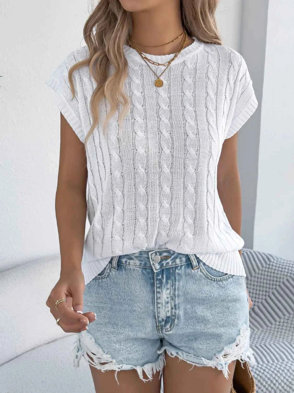 Signature Cable-Knit Round Neck Knit Top White S