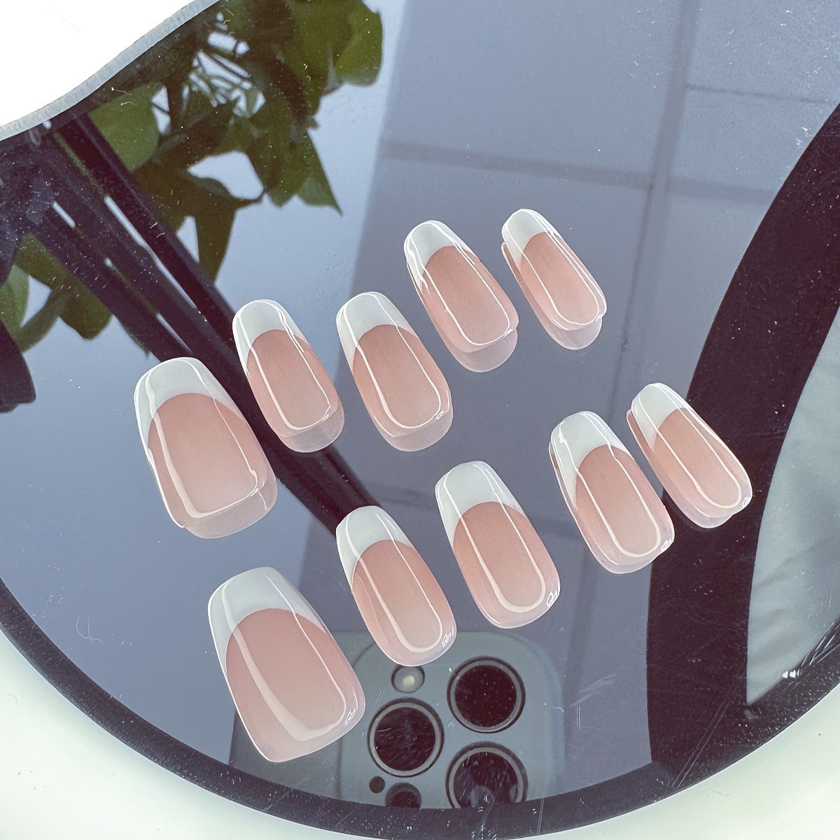 Handmade Press On Nails for Elegant Looks