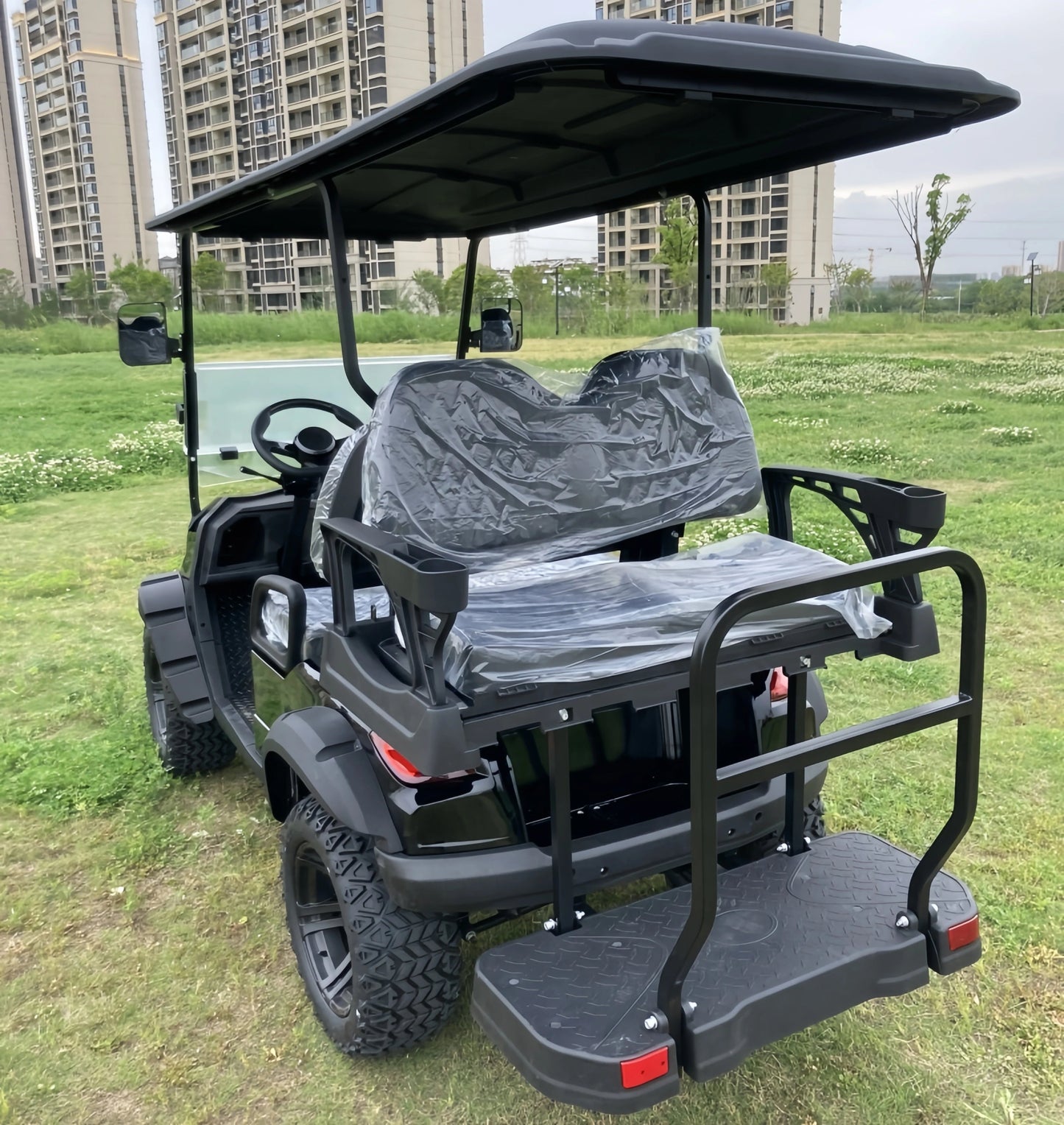 Versatile Electric Golf Cart - Multi-Purpose for Hunting, Farming & Beach - Premium Golf Buggy