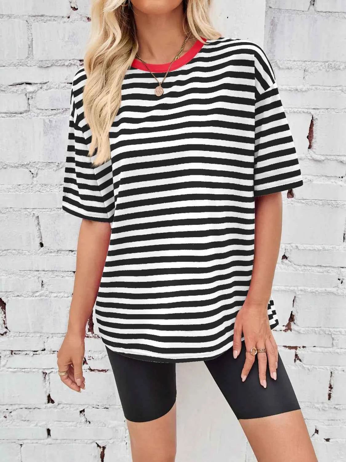 Contrast Striped Round Neck T-Shirt Black