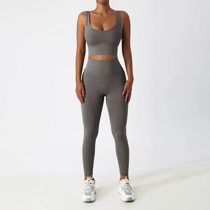 Premium Seamless Yoga Set - Ribbed White Two-Piece Fitness Outfit grey-3