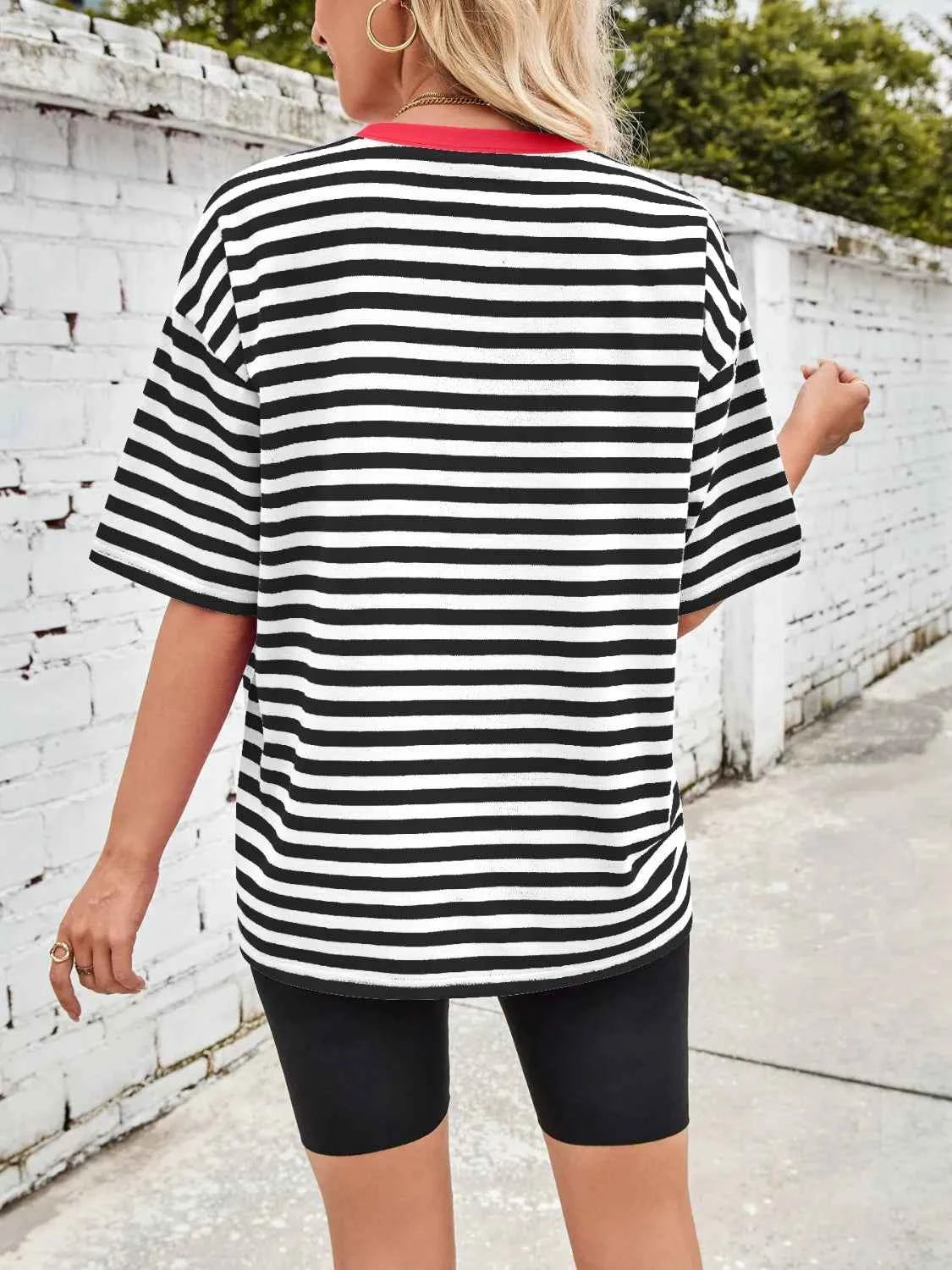 Contrast Striped Round Neck T-Shirt