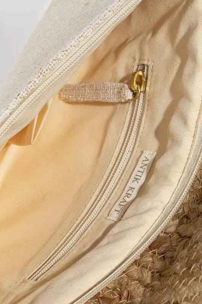 Eye Pattern Clutch Purse for Stylish Outfits