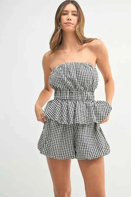 Trendsi Gingham Tube Top and Shorts Set with Ruffled Peplum Design for a Stylish Summer Look