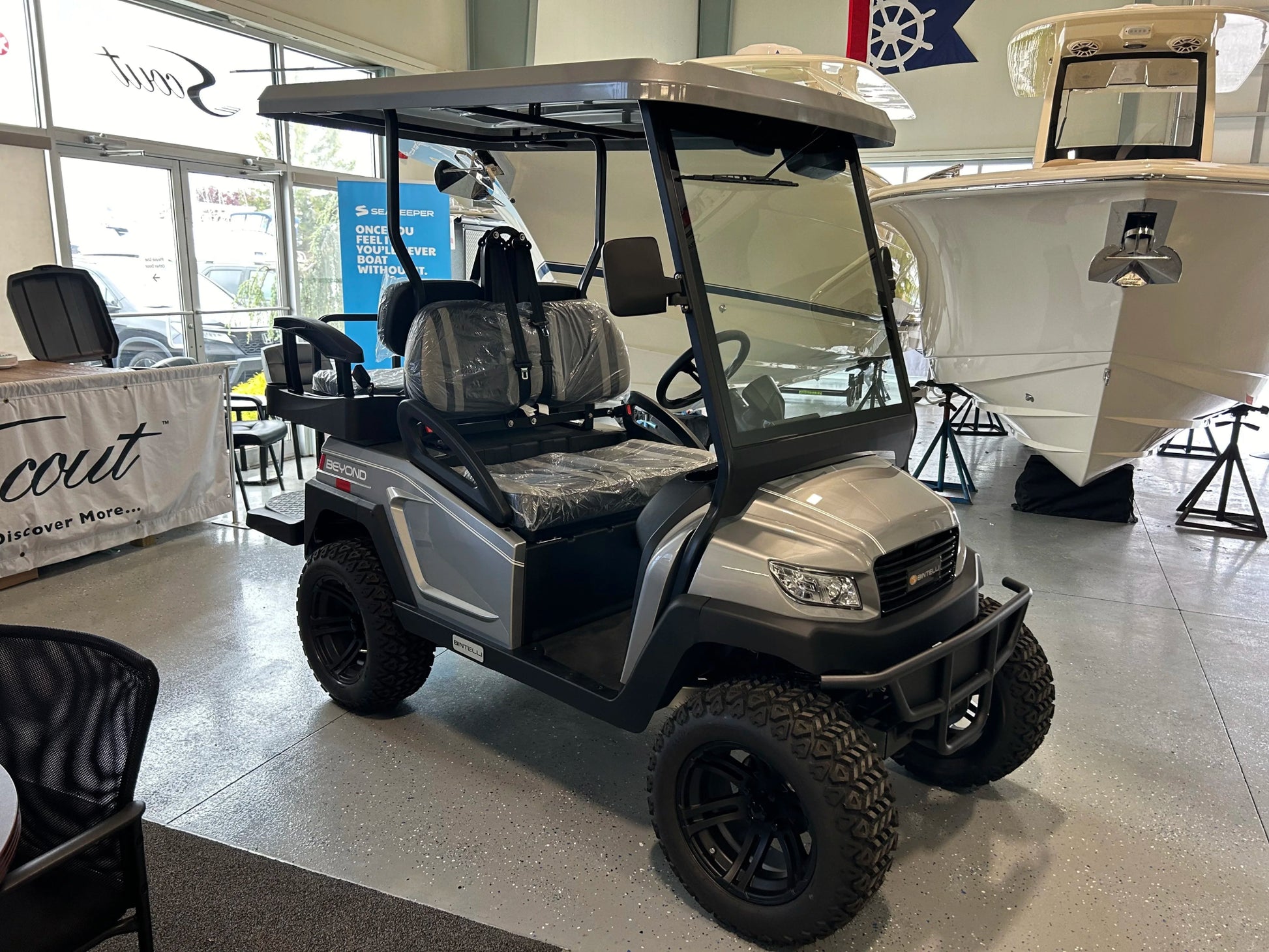 Premium 2024 Bint-ellii BEYOND 4PR LIFTED Golf Cart - Ultimate Luxury on the Green