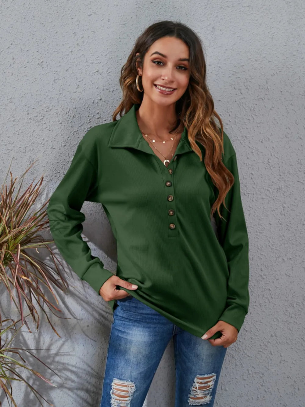 Eprolo Women's Classic Blouse in Green with Button Front and Collared Design